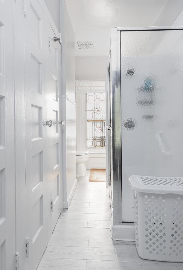 Antoinette'S Apartments & Suites Cape May Esterno foto