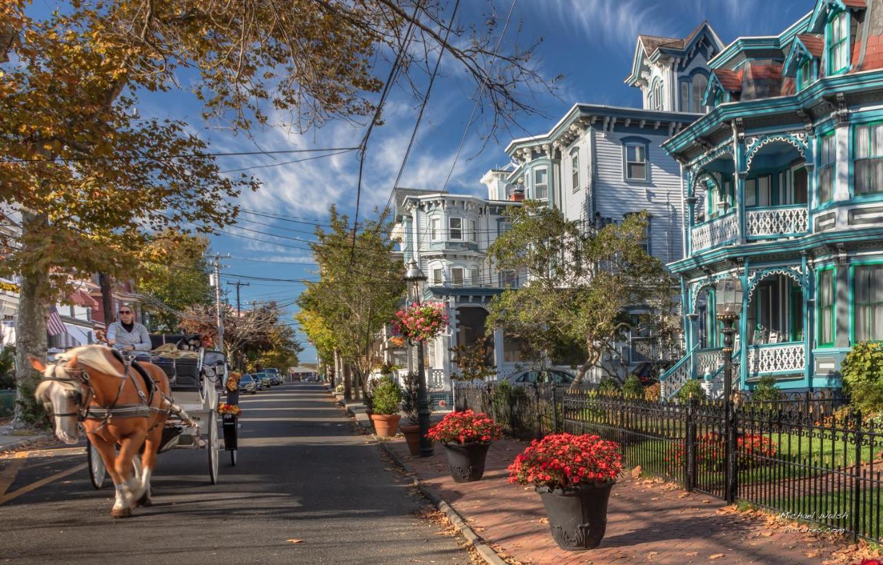 Antoinette'S Apartments & Suites Cape May Esterno foto